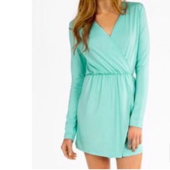 Tobi Wrap Dress - Picture 2 of 4